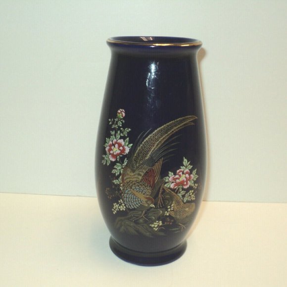 Kutani Japan Vase Dark Cobalt Blue Pheasants, Flowers, Gold Trim 7 1/2" - Picture 1 of 5